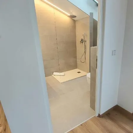 Camilde - Elegance And Relax In * Μεράνο